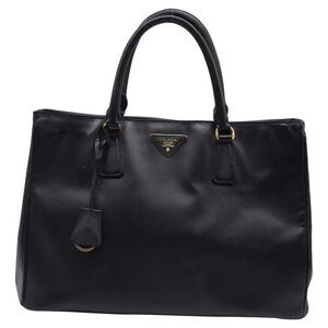 Prada Large Galleria Tote Bag in Black Saffiano Lux Leather